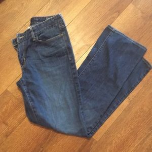 😍3 for $25😍Classic Barely Boot Eddie Bauer Jeans
